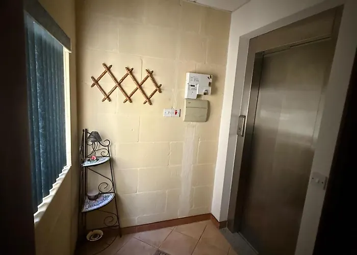 Penthouse Надур